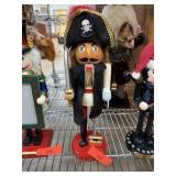 CHRISTMAS NUTCRACKER PIRATE CHRISTMAS NUTCRACKER PIRATE