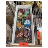 LOT OF MIXED VINTAGE BUTTONS COLLECTIBLES LOT OF MIXED VINTAGE BUTTONS COLLECTIBLES