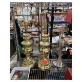 LOT OF LAMPS LOT OF LAMPS