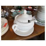 LARGE JAPANESE CERAMIC TUREEN