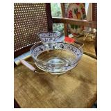 VINTAGE MID CENTURY CHIP & DIP SERVINNG BOWL