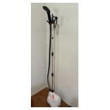 STEAMFAST CLOTHING STEAMER