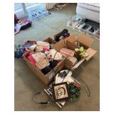 LARGE LOT OF MIXED BEDROOM ITEMS