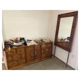 GORGEOUS STANLEY KING BEDROOM FURNITURE SET NOTE