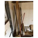 LARGE LOT OF TOOLS / BOARDS