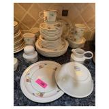LOT OF STONEHENGE MIDWINTER DISHES