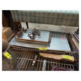 VINTAGE MID CENTURY HOT PLATES & BAKING DISHES