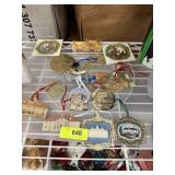 LOT OF MT VERNON CHRISTMAS ORNAMENTS+