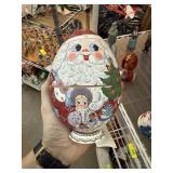 RUSSIAN EGG SHAPED SANTA CLAUS W CONTENTS