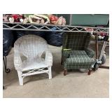 LOT OF VINTAGE DOLL FURNITURE