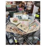 LOT OF VINTAGE & ANTIQUE POSTCARDS EPHEMERA