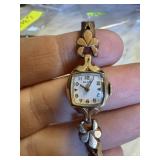VINTAGE LADIES ELGIN WATCH AS IS