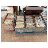 VERY LARGE LOT OF SEWING PATTERNS SOME OLDER