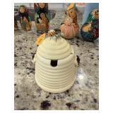 VINTAGE BEEHIVE HONEY JAR