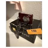 NIKON COOLPIX L20 DIGITAL CAMERA