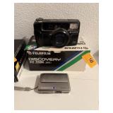 2PC CAMERAS SONY CYBER SHOT DIGITAL CAMERA +