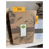 SCENTSY TEARDROP PEDESTAL