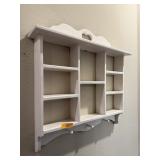 WHITE CONTRY STYLE SHELF UNIT
