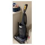 KENMORE VACUUM CLEANER