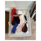 BIN O F MIXED GLOVES