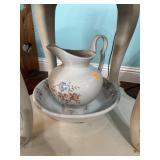 VINTAGE CERAMIC PITCHER & WASH BASIN