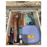 CONTENTS OF KITCHEN DRAWERS PICTURED