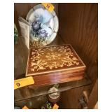 ITALIAN MARQUETRY LIDDED JEWELRY BOX