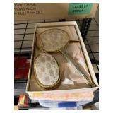 VINTAGE VANITY MIRROR BRUSH SET