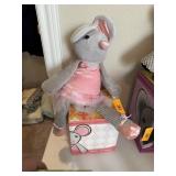 SCENTSY BUDDY MADDIE THE MOUSE