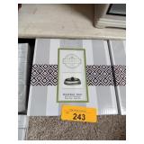 SCENTSY WAX WARMER BROAD BASE SILVER 2PC