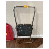 FOLDING STEP STOOL