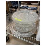 LARGE LOT OF GLASS / CRYSTAL PLATTERS / TRAYS