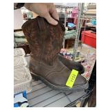 PAIR OF COWBOY BOOTS SZ 8.5M