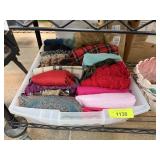 LARGE LOT OF SCARVES LOUIS VUITTON + NOTE