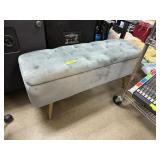 NICE BENCH W STORAGE