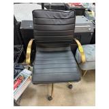 ROLLING OFFICE CHAIR