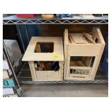 WOOD BARN PLAYSET W BREYER STYLE HORSES