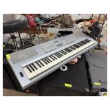 YAMAHA KEYBOARD DGX-203 PORTABLE GRAND