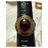 10K GOLD CLASS RING 13.7G TOTAL WEIGHT