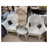 LARGE LOT OF WICKER PATIO FURNITURE SEE ALL PICS