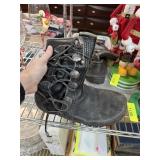 2PC LEATHER BOOTS (PROB ABOUT 9)