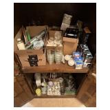 LARGE LOT OF CANDLES / LIGHTBULBS HOUSEHOLD