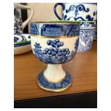 VINTAGE BLUE WILLOW EGG CUP