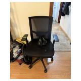 NICE MESH BACK ROLLING OFFICE CHAIR GAMING HEADSET