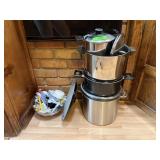 LOT OF MIXED COOKWARE / ST STEEL POTS ETC