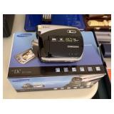 SAMSUNG VIDEO CAMERA SC-D382