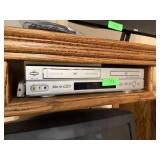 DAEWOO VCR DVD PLAYER