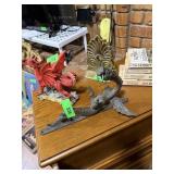 IRON WALL MOUNT DRAGON HANGER