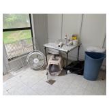 CONTENTS OF SUNROOM PICTURED PLANTER