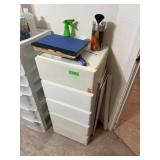 DRAWER UNITS W LOTS OF CRAFTS